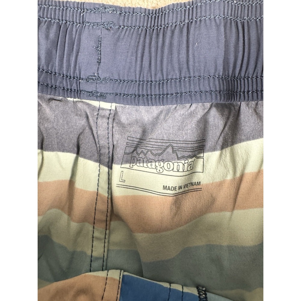 Patagonia Wavefarer Volley Shorts‎ Men L Blue White Orange Stripe Stretch - Picture 4 of 8